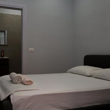 Be Solei Studio Apartments Sol 1 Tiranë Luaran gambar