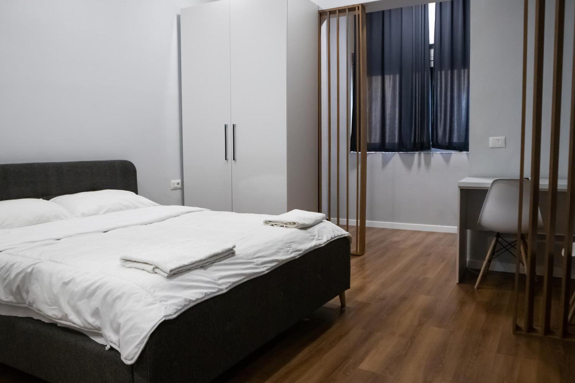 Be Solei Studio Apartments Sol 1 Tiranë Luaran gambar